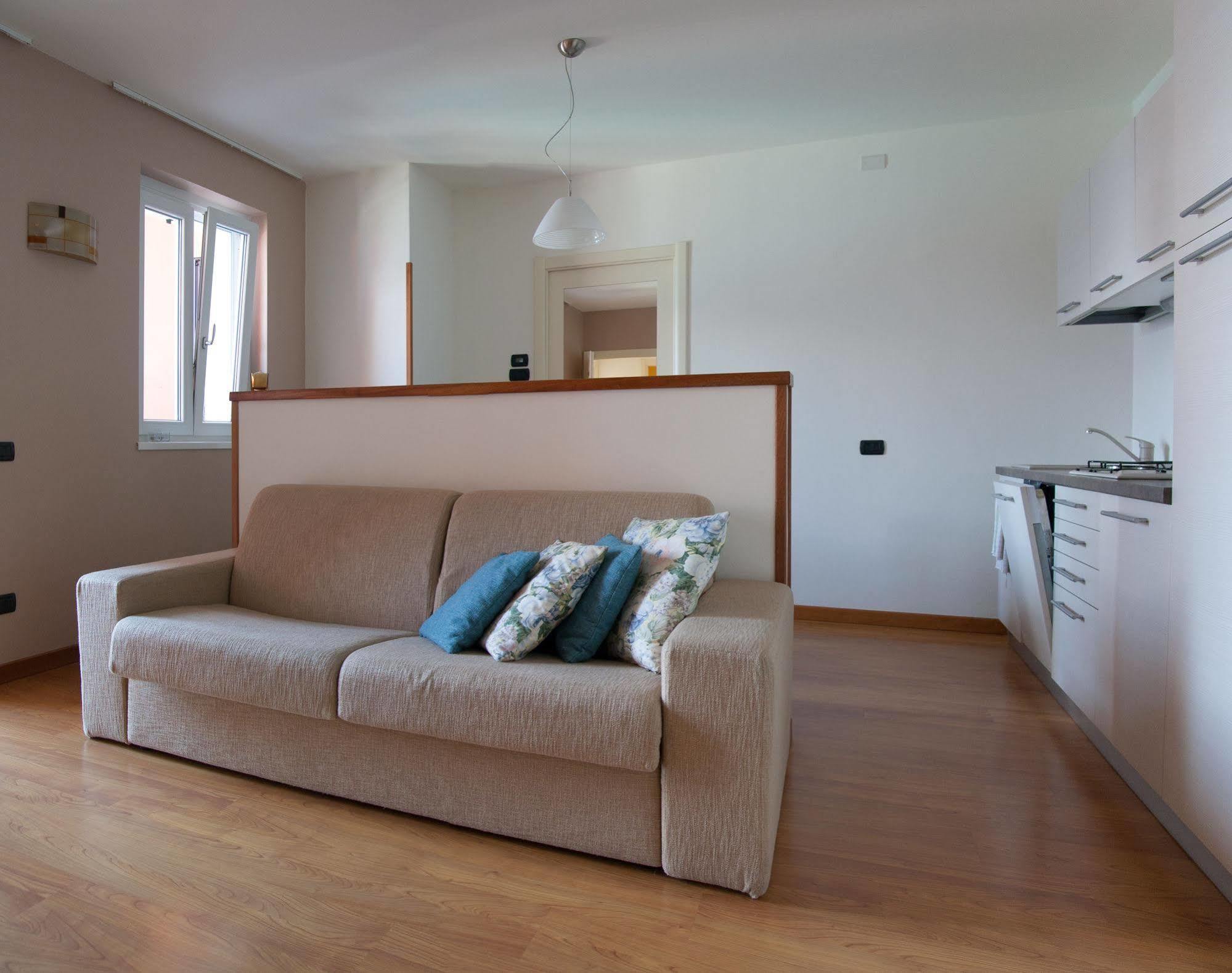 Residence Cafelicita - Promotion - Apartments Lake View - Infinity Pool - Jacuzzi Gravedona Zewnętrze zdjęcie